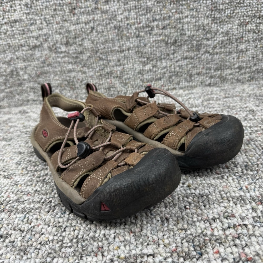 KEEN Newport H2 Sandals Womens 8.5 Closed Toe Waterproof Hiking Water Brown